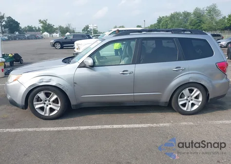 2010 Subaru Forester 2.5X Premium z USA, uszkodzony, nr VIN JF2SH6CC2AG726768